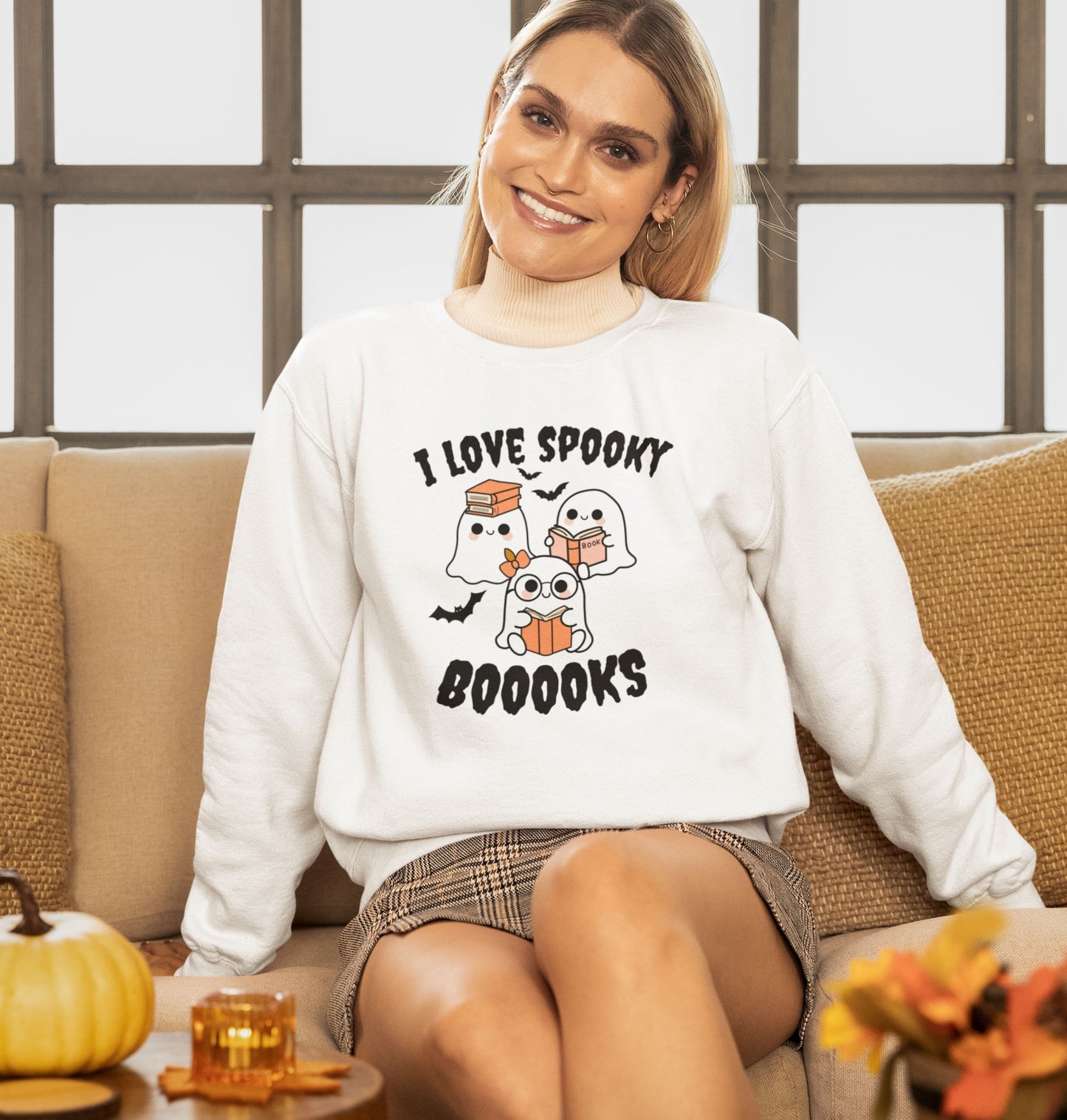 I love Spooky Booooks Ghost Sweatshirt, Cozy Halloween Crewneck, I Love Spooky Books, Fall Fashion, Unisex Gift Idea, Halloween Apparel